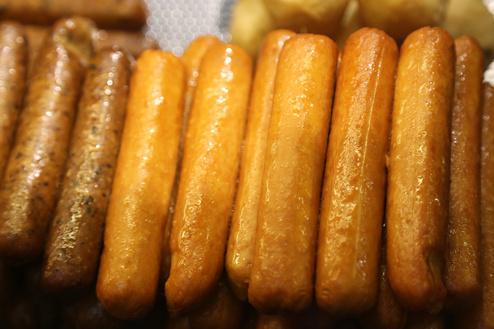 sausages-2258680-1920.jpg