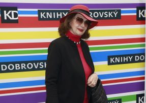Saskia Burešová